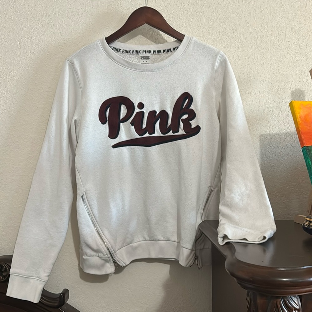 Pink Women’s White Sweater Scoop Neck Red Embroidered Graphic With Side Zippers